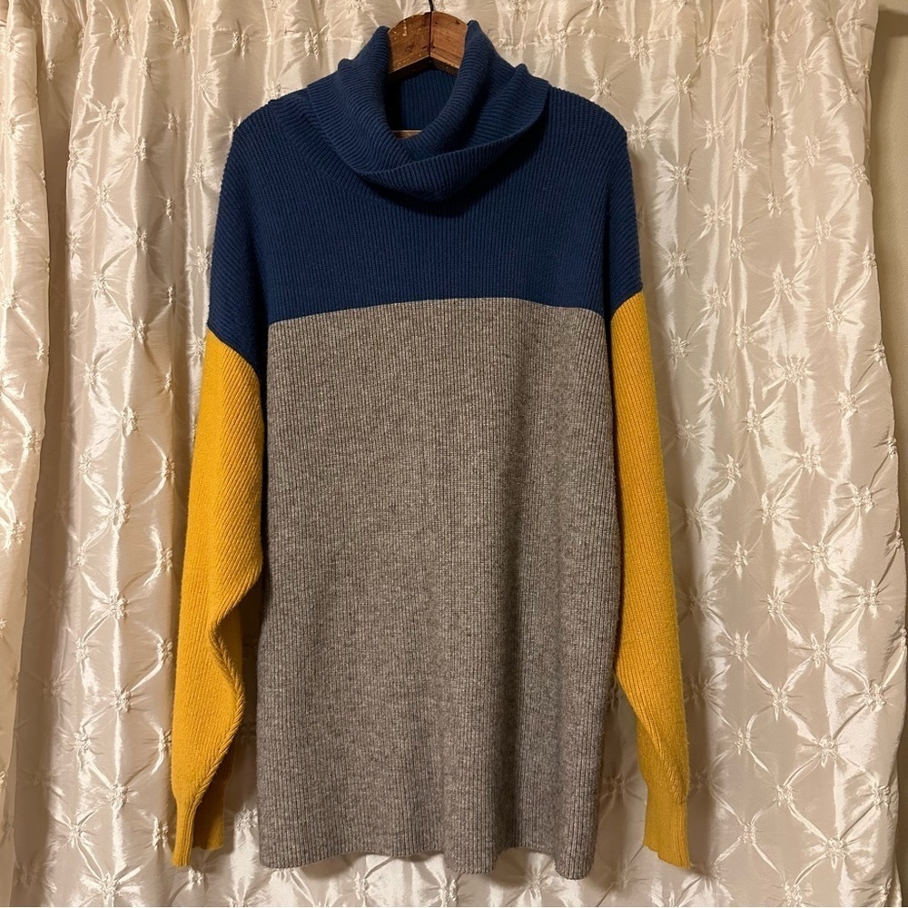 Free People Softly Structured Color Block Sweater… - image 3